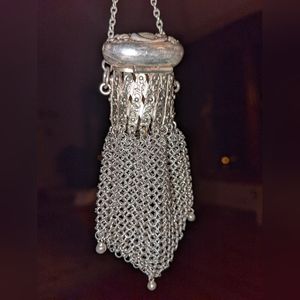 Antique 1920s Sterling Silver Chainmail Gate Top Chatelaine Coin Purse